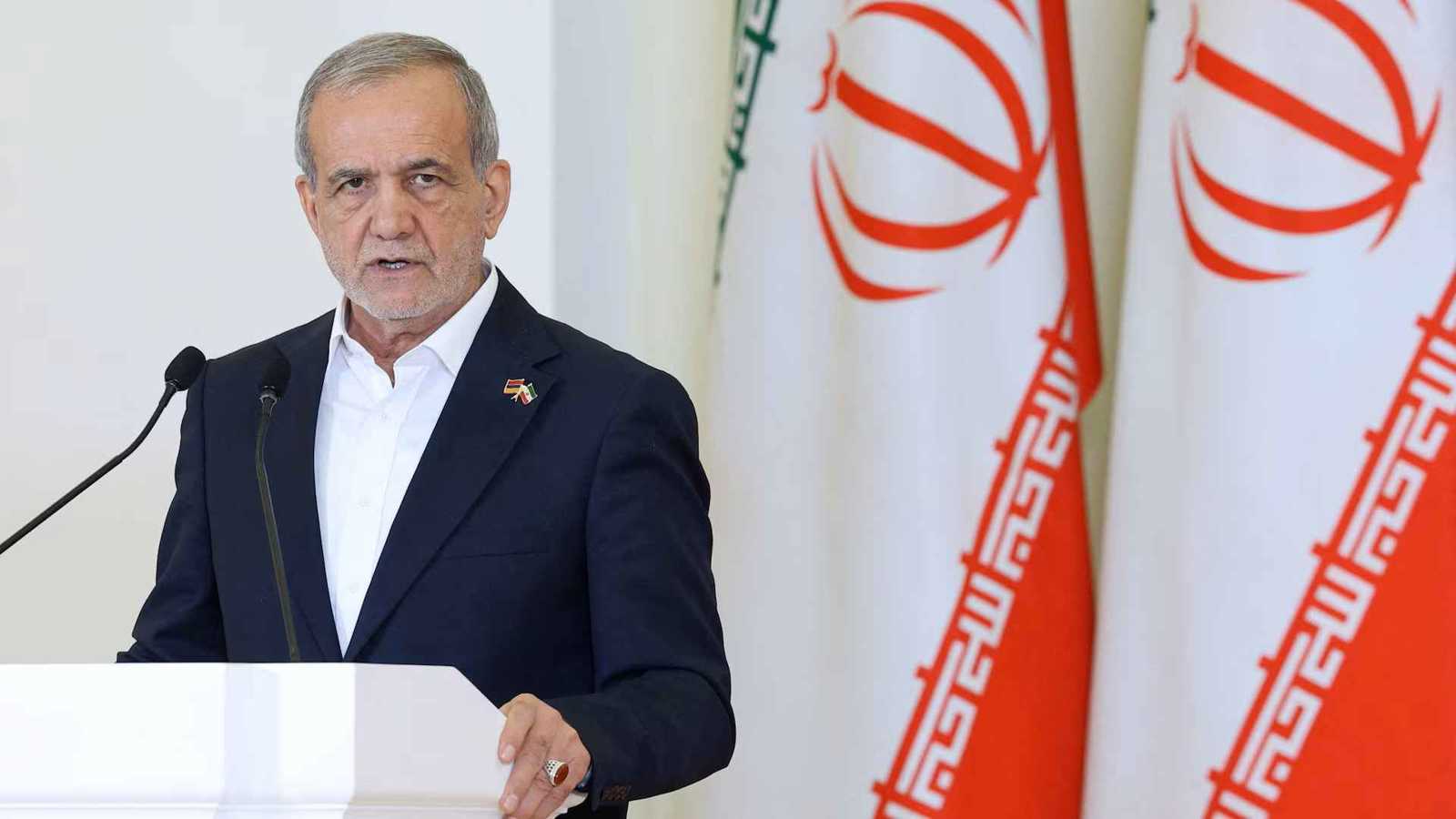 بزشكيان: أمريكا تحاول إثارة الفوضى داخل إيران