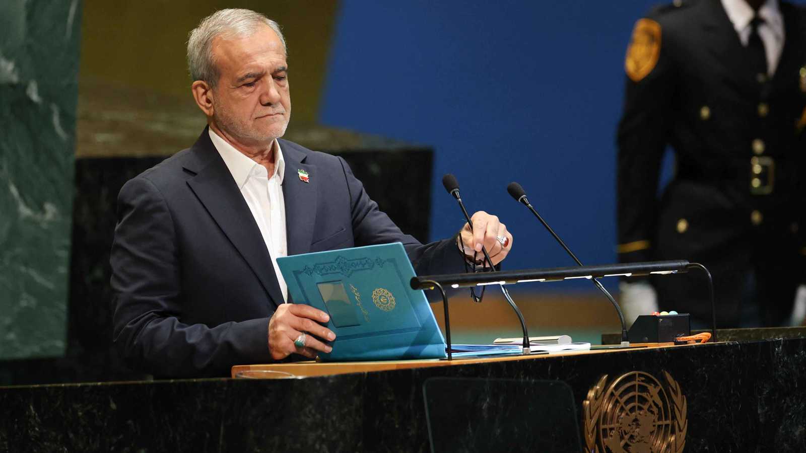 مصادر أمريكية: إيران "تناور" الغرب وتطور برنامجها النووي "سرا"