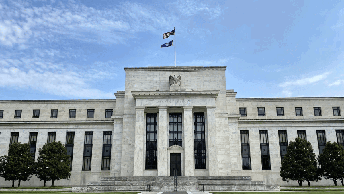 ما الذي يعنيه الإغلاق الفيدرالي في الولايات المتحدة؟