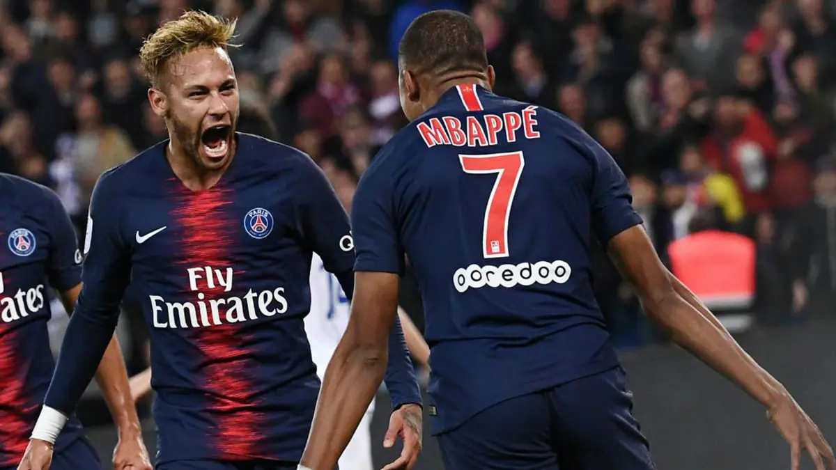 مبابي يدفع باريس سان جيرمان إلى التخلص من نيمار وتحقيق هدف نادي برشلونة