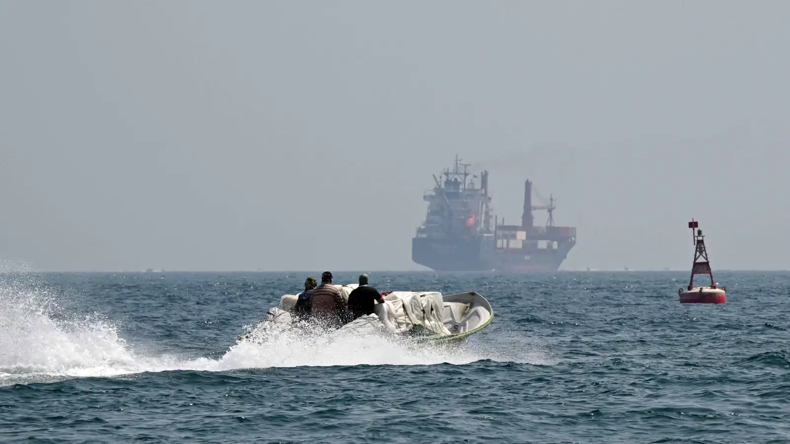 بين نفوذ الصين وطموح أوروبا.. من يسيطر على "دبلوماسية الطاقة" في هرمز؟