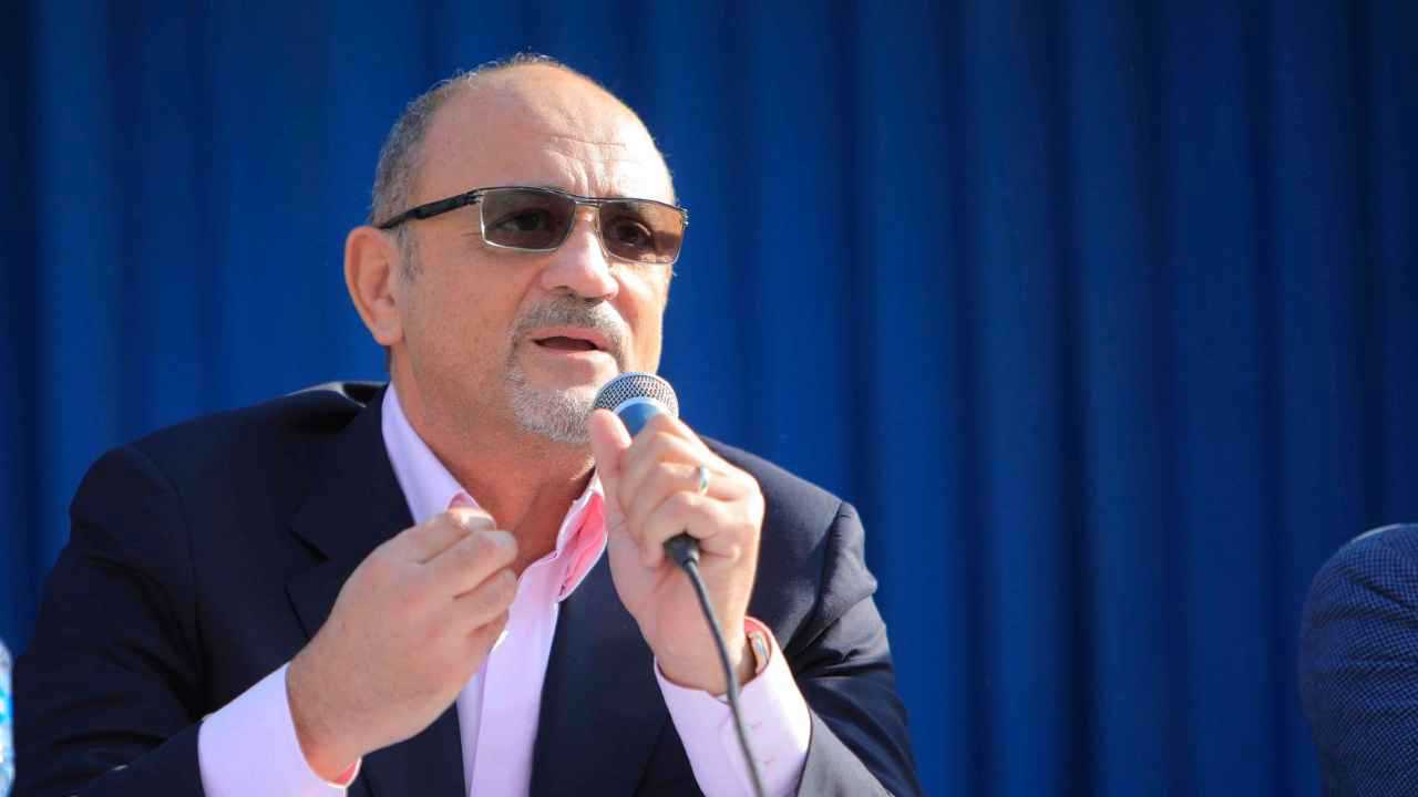 شريف عرفة يثير الجدل بتصريحاته "الهجومية" حول أحمد زكي