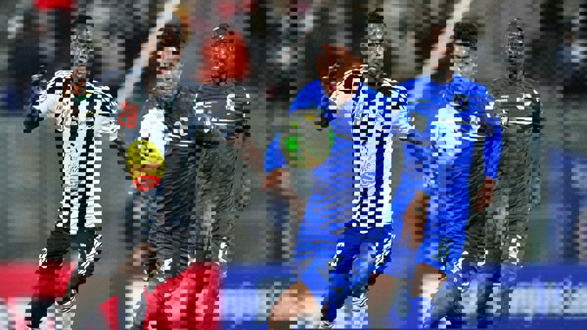 رسميًا.. الرجاء البيضاوي يضم الكونغولي مالانغو