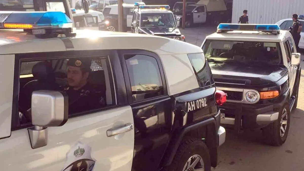 السعودية.. القبض على 5 مواطنين نشروا "إعلانا احتياليا" عبر موقع إلكتروني