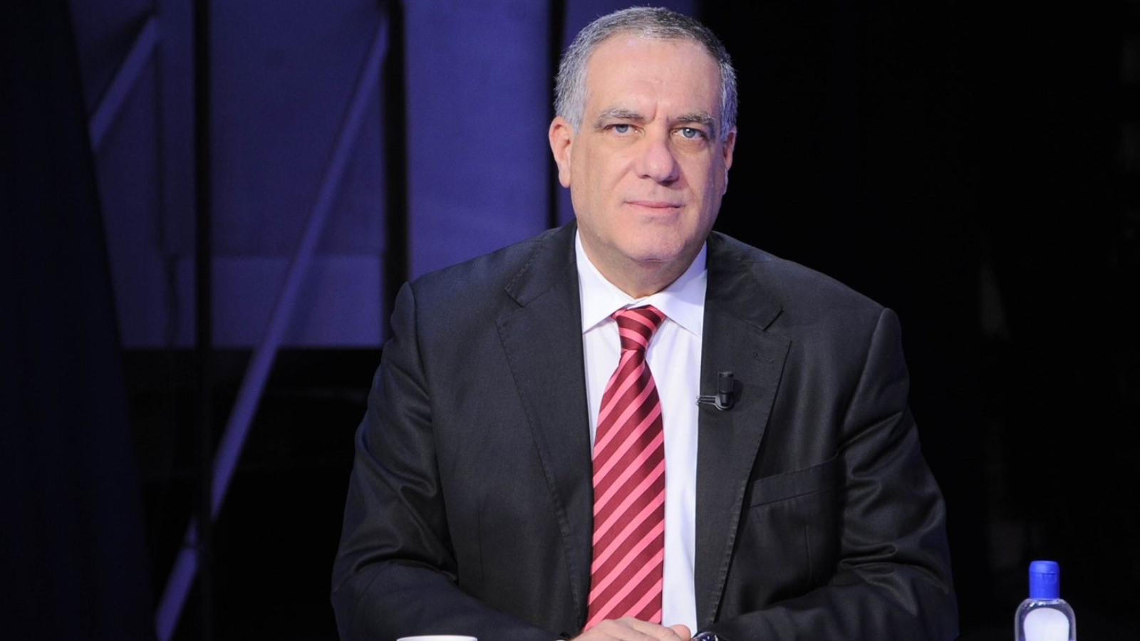 من السجن.. الوزير السابق الشواشي مرشحاً لرئاسة تونس