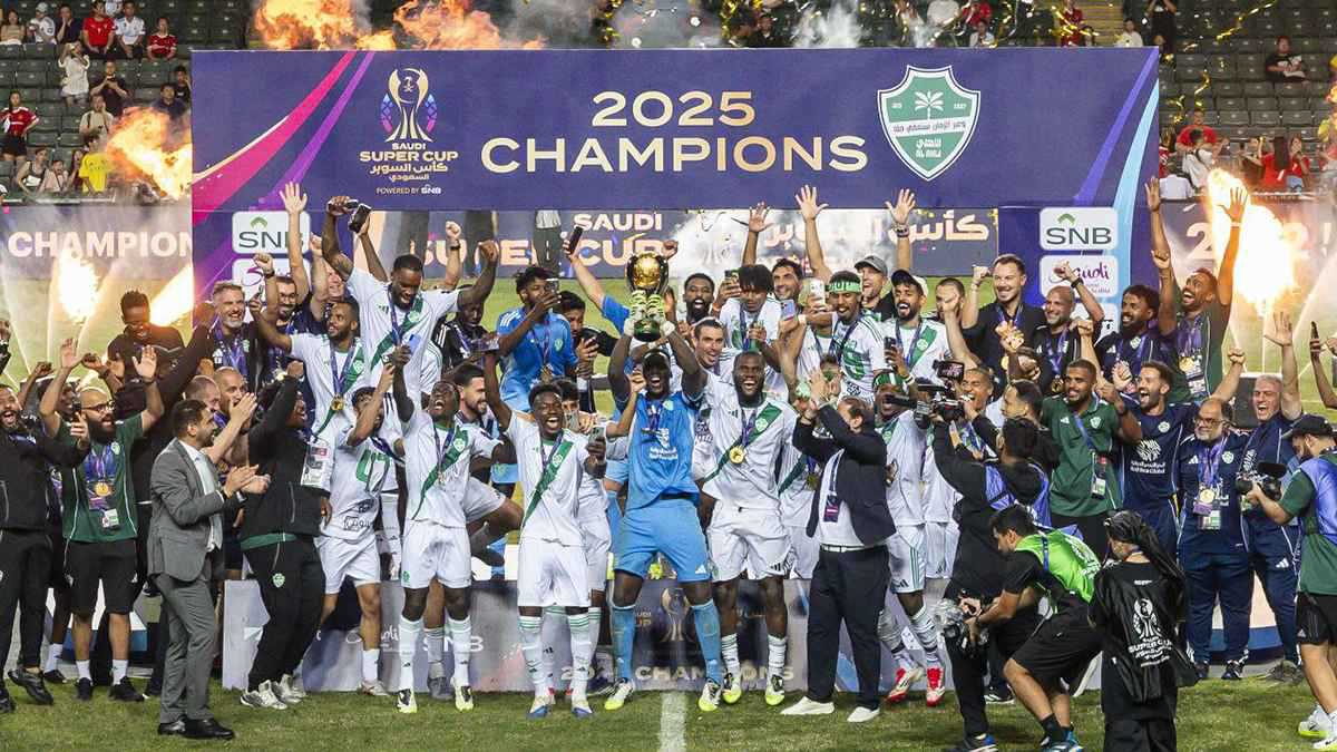 "قرار غير قابل للاستئناف".. هل يُسحب السوبر من الأهلي السعودي؟