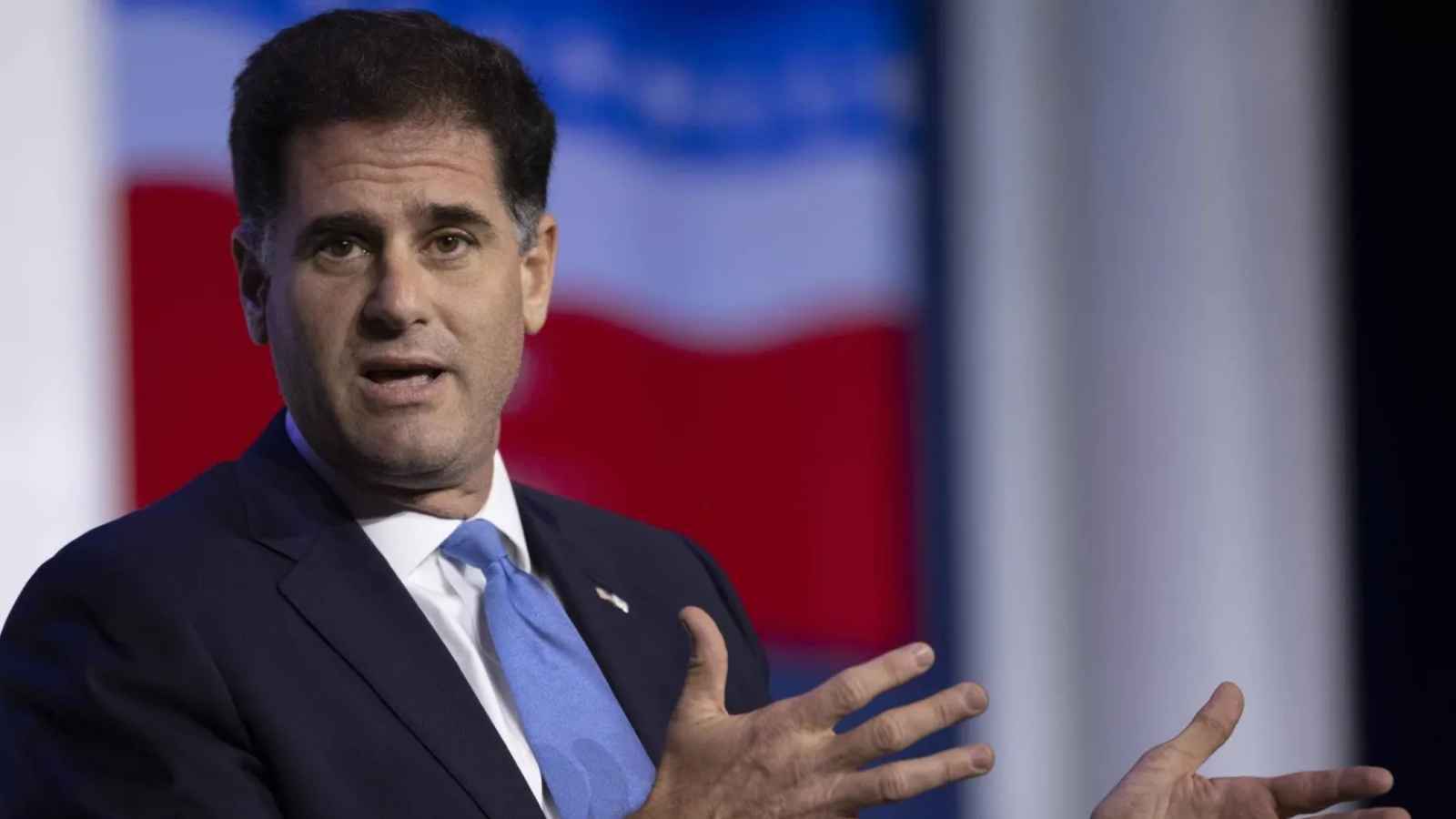 وزير إسرائيلي يحذر ترامب من مصير بايدن في أفغانستان