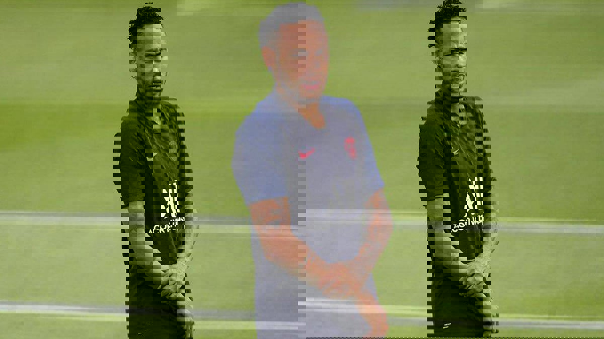 صحيفة تكشف عن إصابة خطيرة تهدد استمرار نيمار في الملاعب