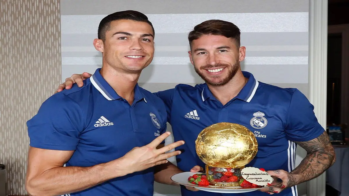 كريستيانو رونالدو يغازل "المحبط" سيرجيو راموس