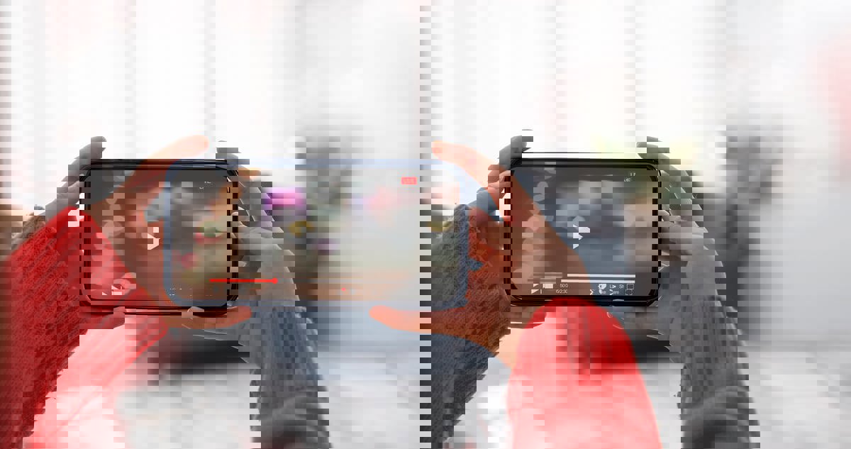 فيلم مغربي يغوص في المشاكل الناجمة عن "السوشال ميديا" (صور)