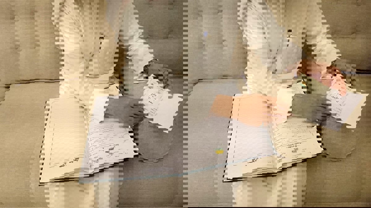 السعودية.. "الأحوال الشخصية" تحظر "الولي" من منع المرأة الزواج بمن ترضاه