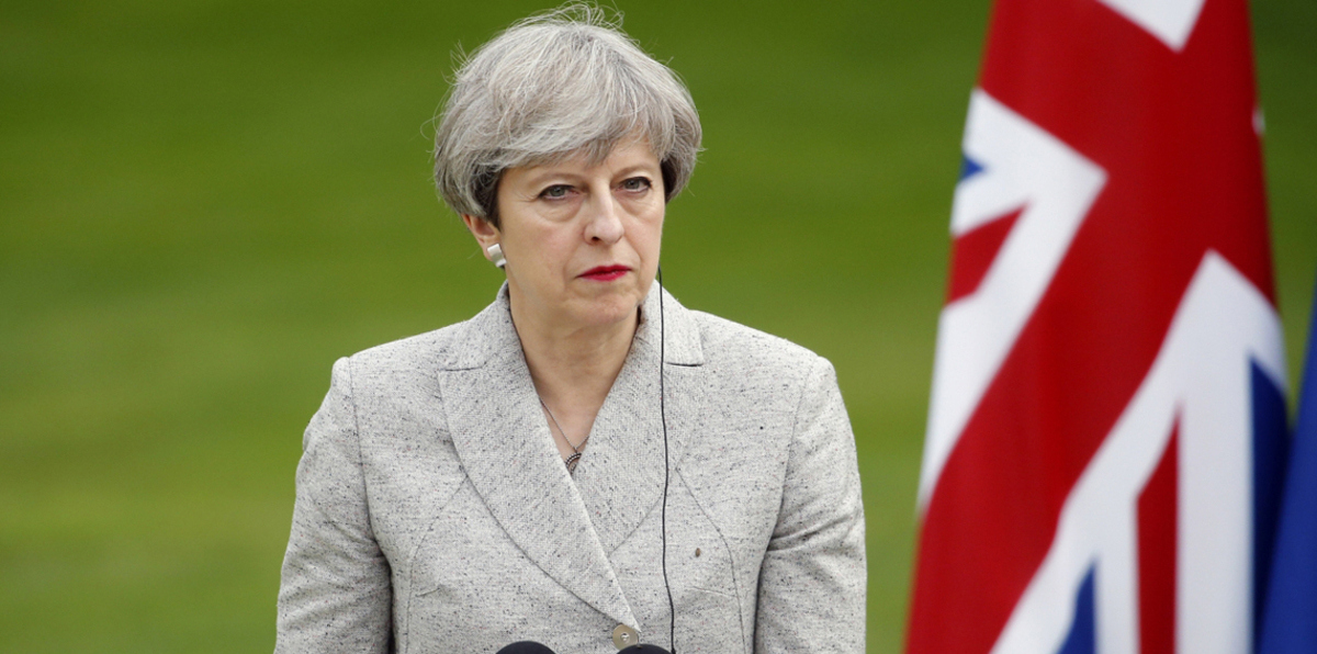 تيريزا ماي تندد بـ"الأعمال العدائية" الروسية