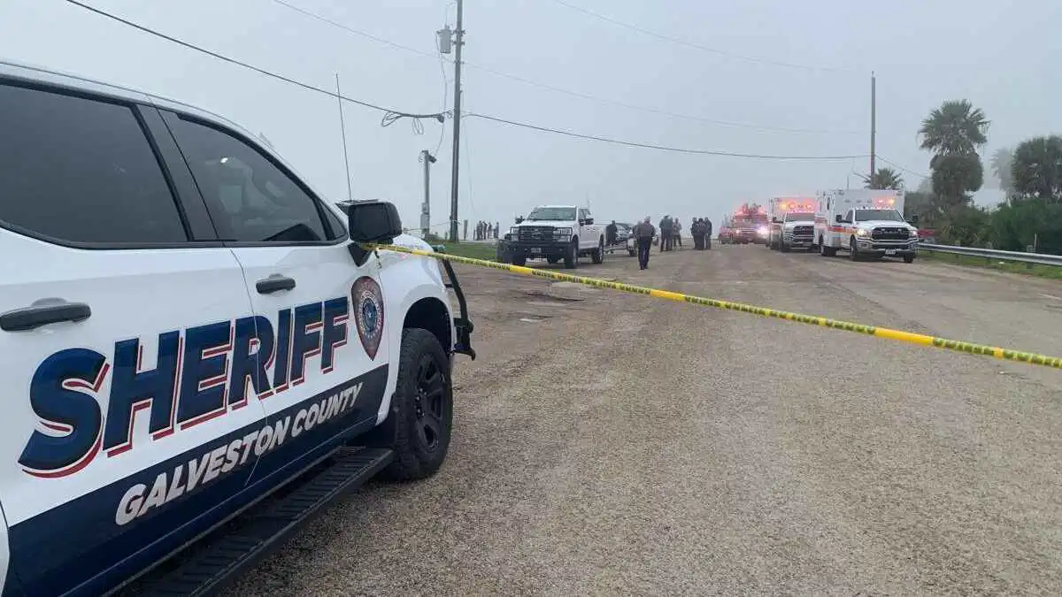 4 قتلى بتحطم طائرة مكسيكية في خليج جالفيستون بولاية تكساس (فيديو)