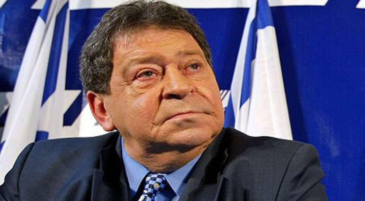 تهمٌ بالفساد تطال وزير الدفاع الإسرائيلي السابق بن إليعازر