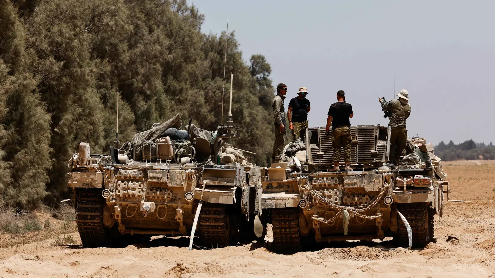 الجيش الإسرائيلي ينذر سكان شمال غزة بالإخلاء الفوري