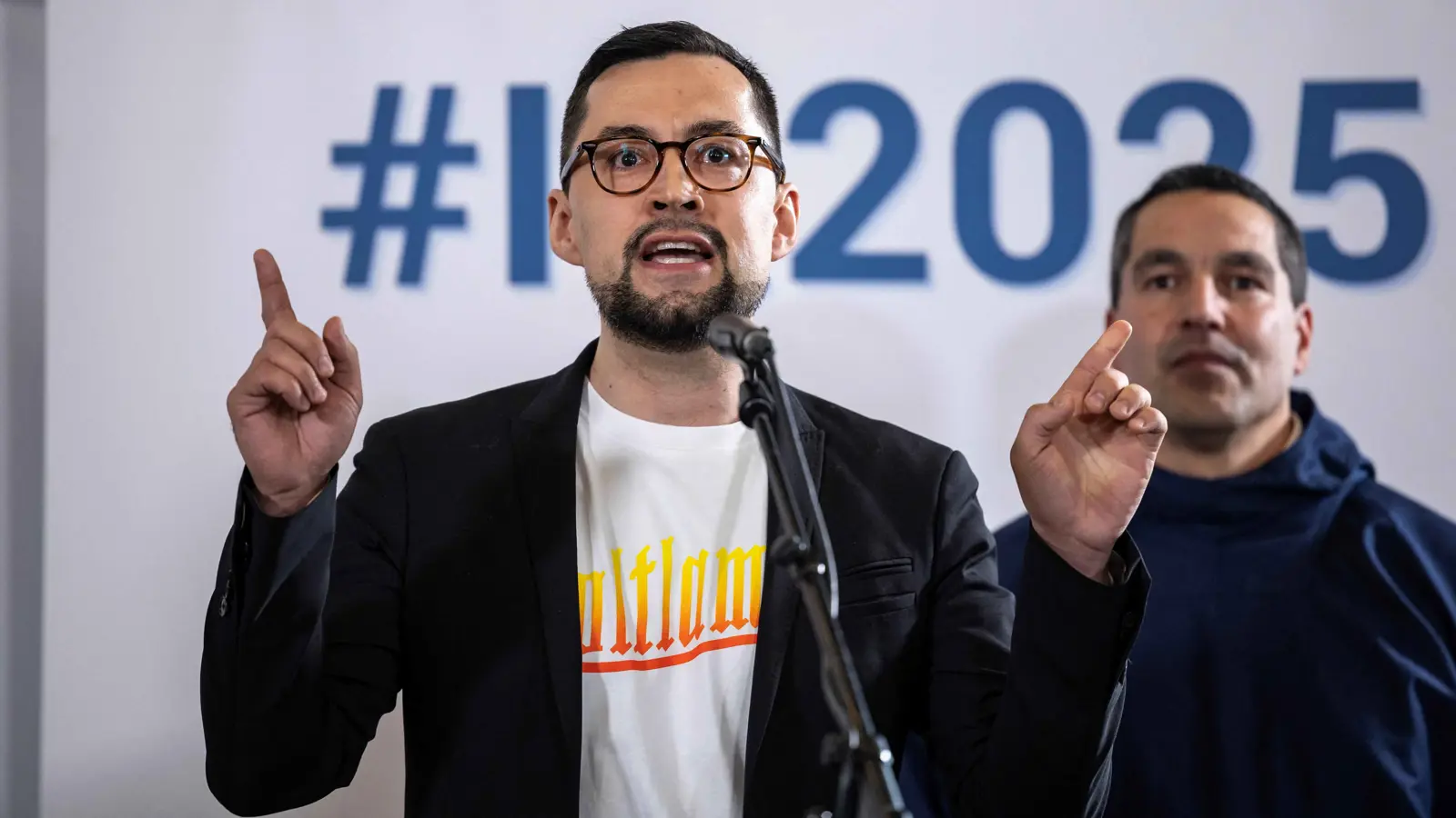 رئيس وزراء غرينلاند يرفض لقاء وفد أمريكي