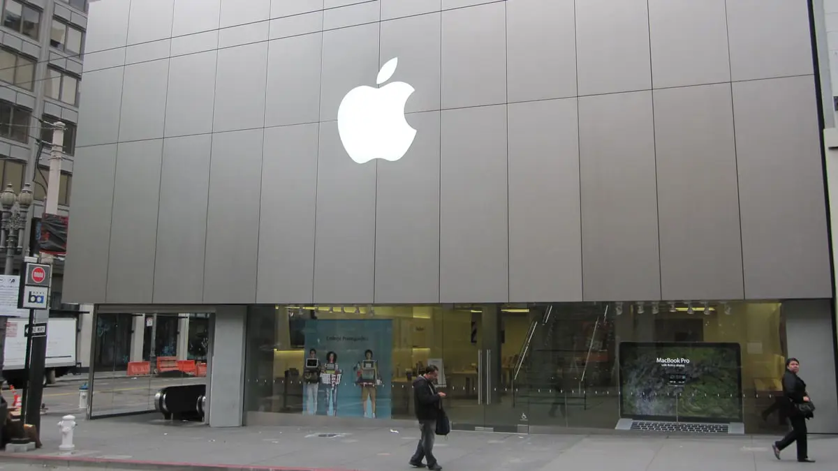 "أبل" تعالج مشاكل "iOS 16" بتحديث جديد