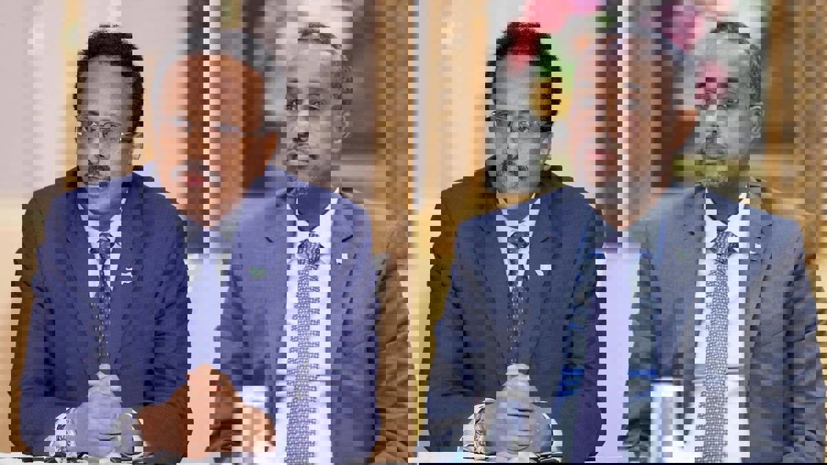 رئيس الصومال يتفق مع رئيس الحكومة على الإسراع في الانتخابات