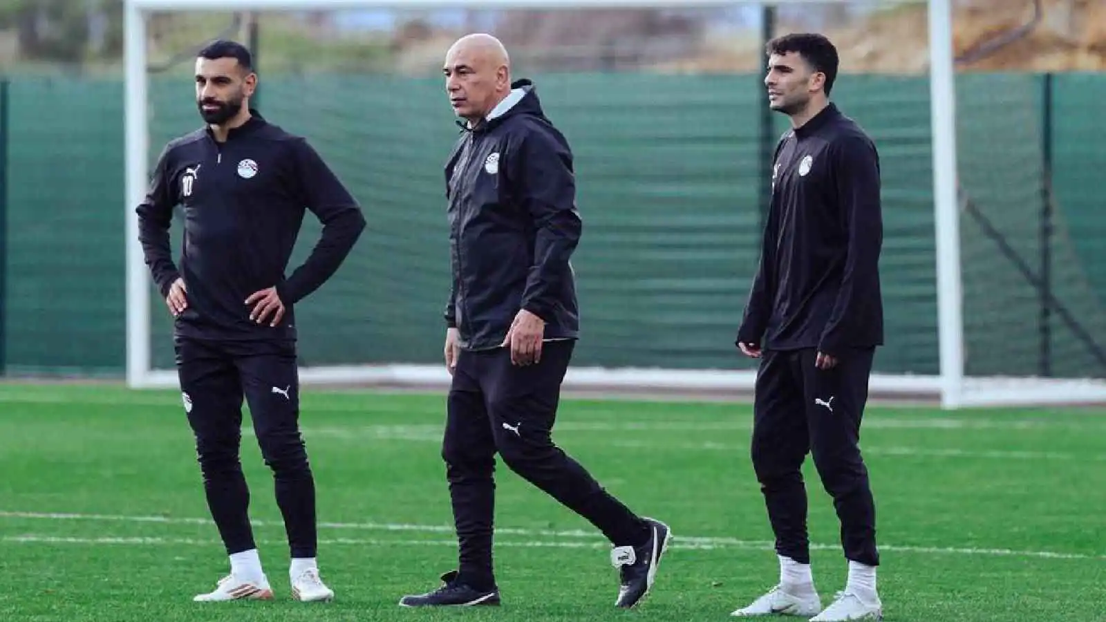 أريد المشاركة.. نجم منتخب مصر يفاجئ حسام حسن