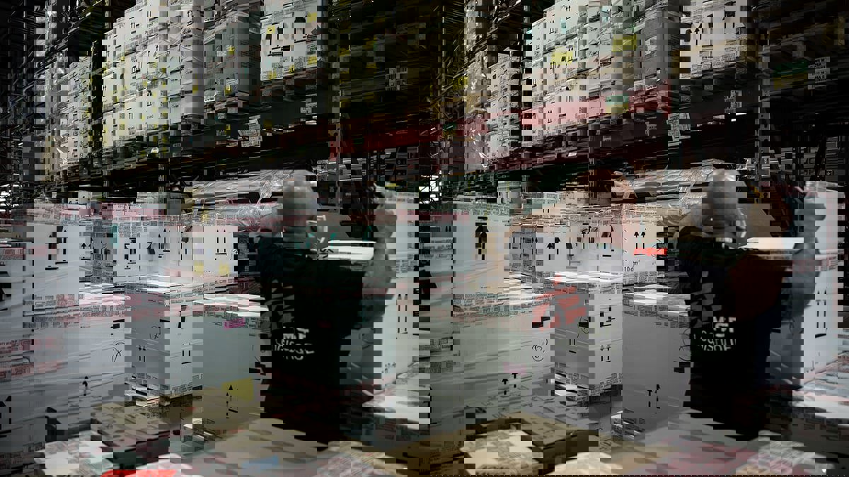 تحسبا لوقوع حادث نووي.. فرنسا ترسل "اليود" إلى أوكرانيا