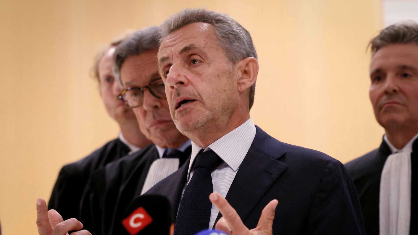 سيذهب إلى سجن بباريس.. تحديد موعد بدء تنفيذ عقوبة ساركوزي