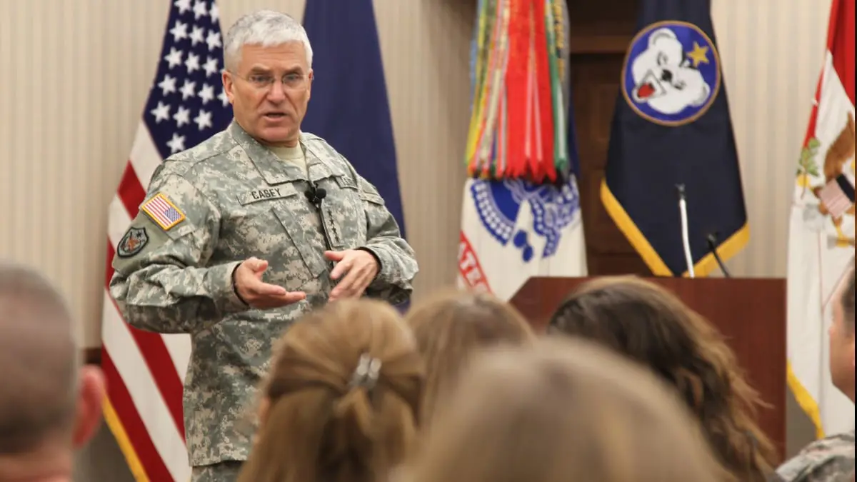 جميعهم من إدارة ترامب.. إيران تفرض عقوبات على 15 مسؤولا أمريكيا