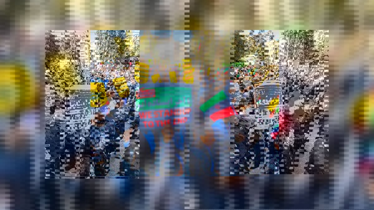 إيران تعلن اعتقال 3 من قادة الاحتجاجات في محافظة فارس