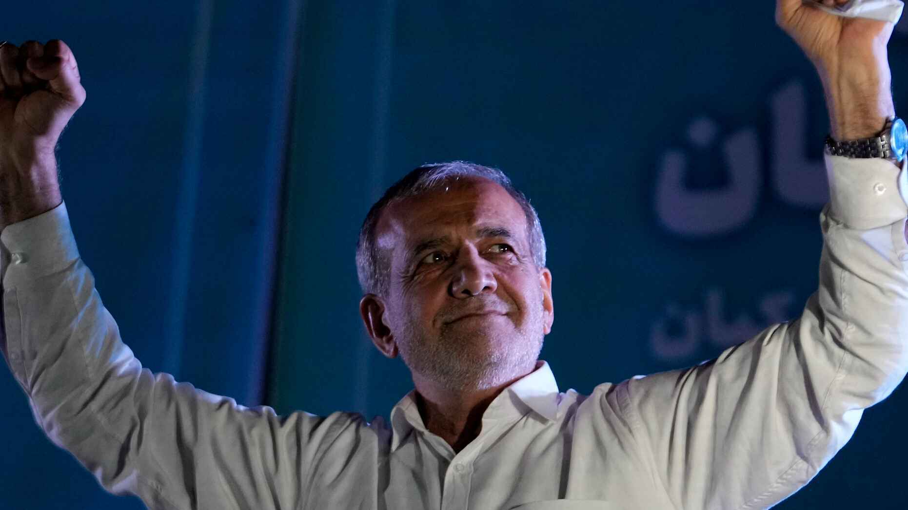 أول لقاء يجمع بزشكيان مع منافسه الخاسر جليلي (صورة)