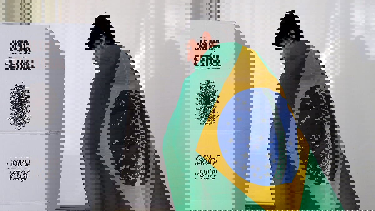 صحف عالمية: جولة إعادة بانتخابات البرازيل.. وتصعيد الغرب يصب بمصلحة بوتين