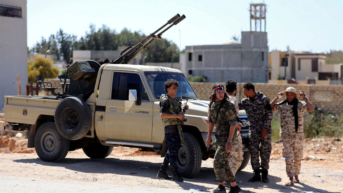 الجيش الليبي ينفي سيطرة المليشيات على بلدة "العجيلات" جنوب طرابلس