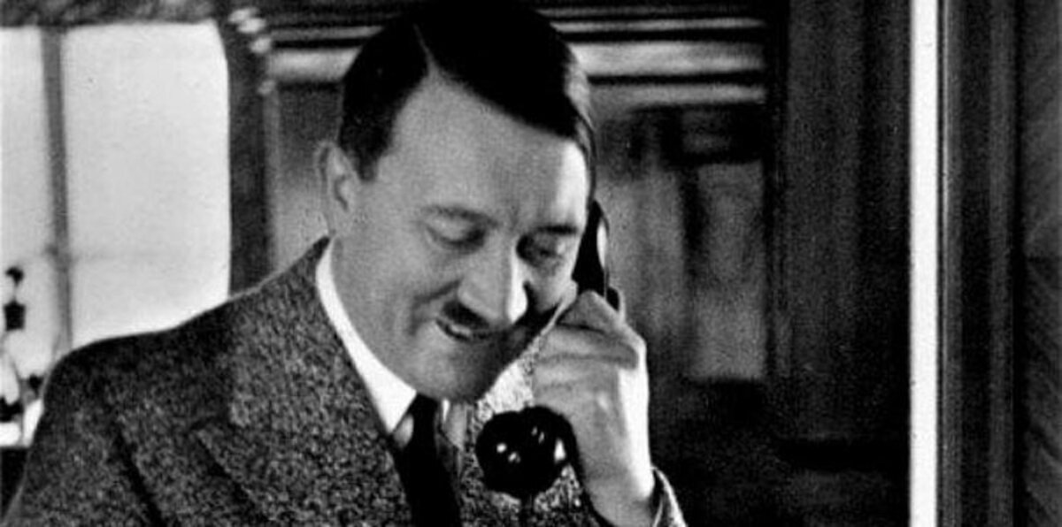 هاتف هتلر الشخصي للبيع في مزاد علني