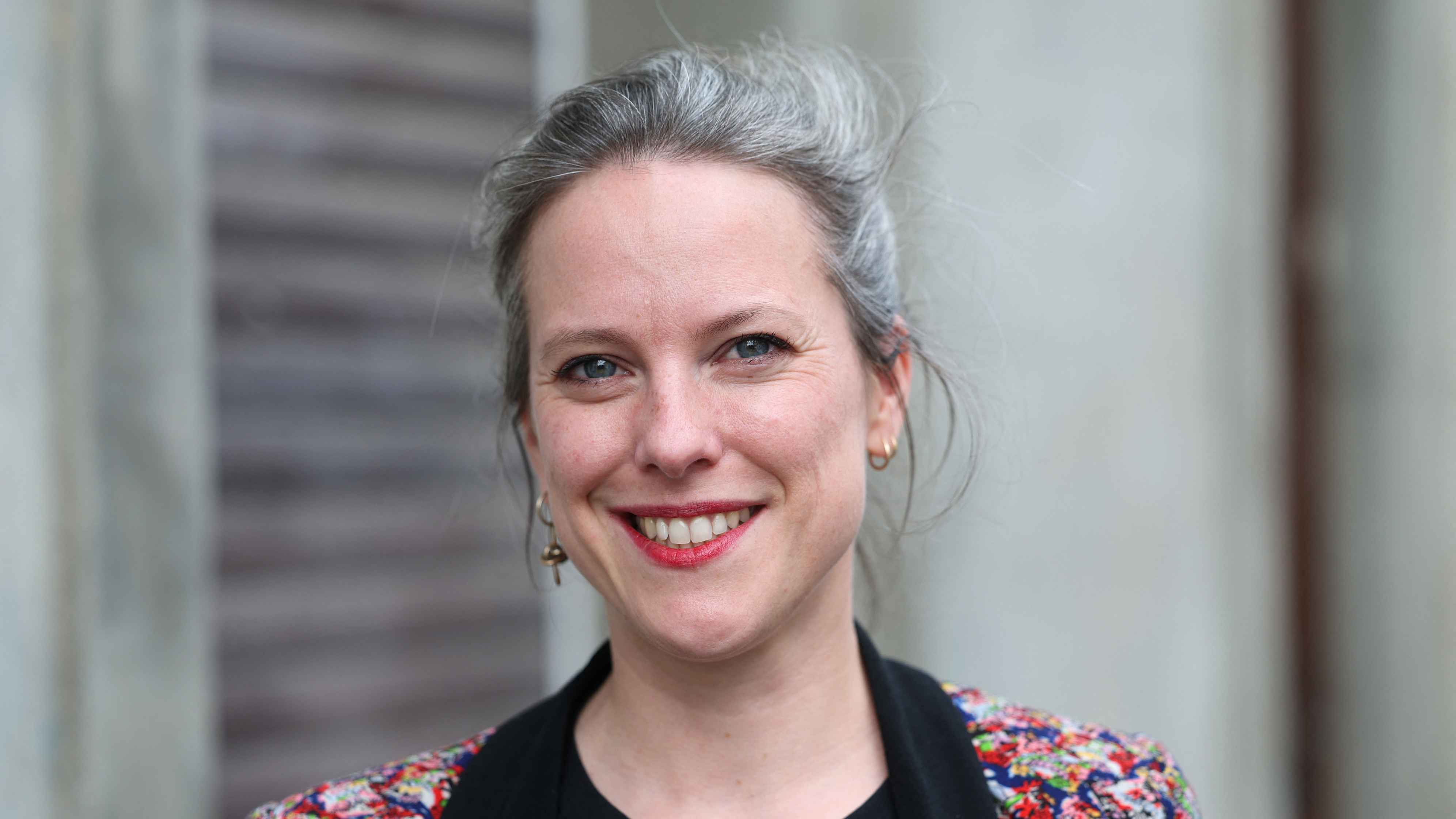 فرنسا.. مرشحة اليسار لرئاسة الوزراء تنتقد دعوات تعيين اليميني برتراند