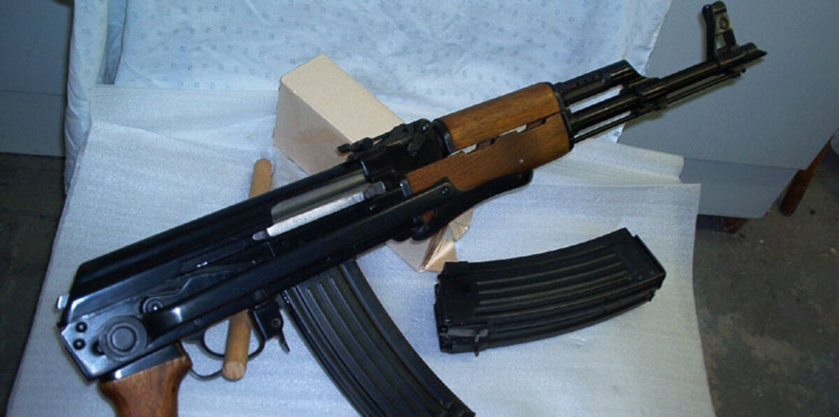 نيويورك تايمز تطالب بحظر بعض البنادق في أمريكا