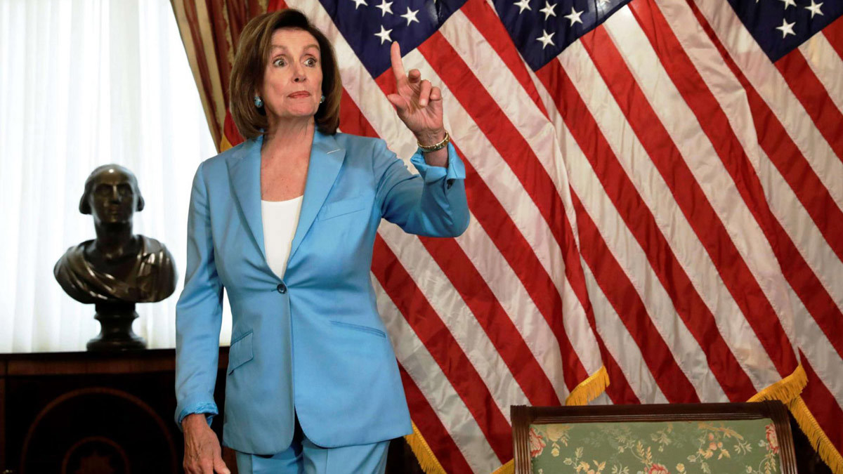 بيلوسي تصف الاتفاق مع تركيا بشأن سوريا بأنه "عار"