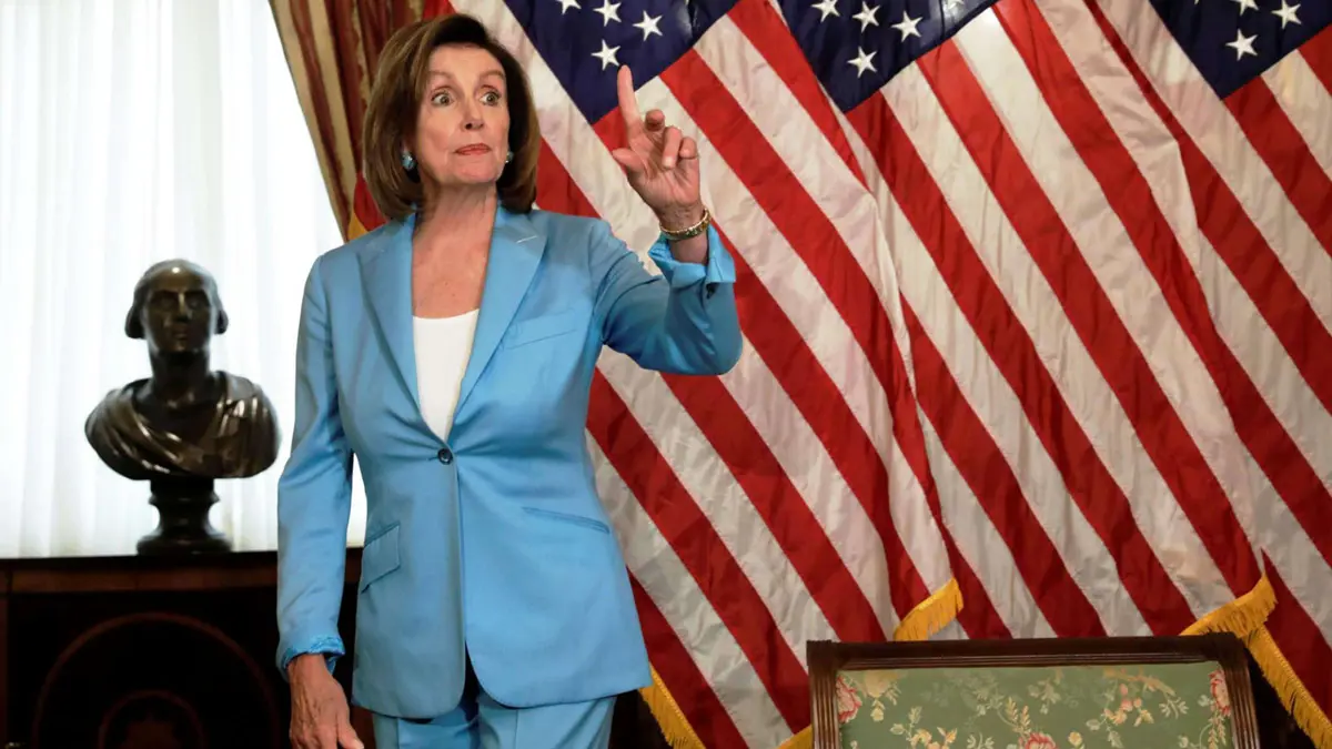 بيلوسي تصف الاتفاق مع تركيا بشأن سوريا بأنه "عار"