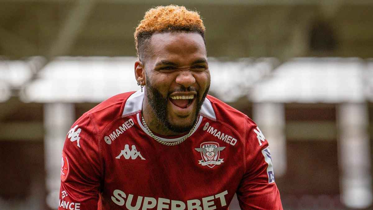 مدرب رابيد بوخارست لـ"إرم نيوز": حصلنا على بطاقة دائمة لبوبيندزا.. الأمر انتهى