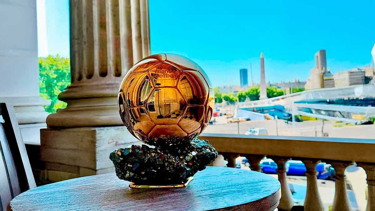 أشعل المعركة.. ريال مدريد يوجه "ضربة مبكرة" لمنظمي الكرة الذهبية