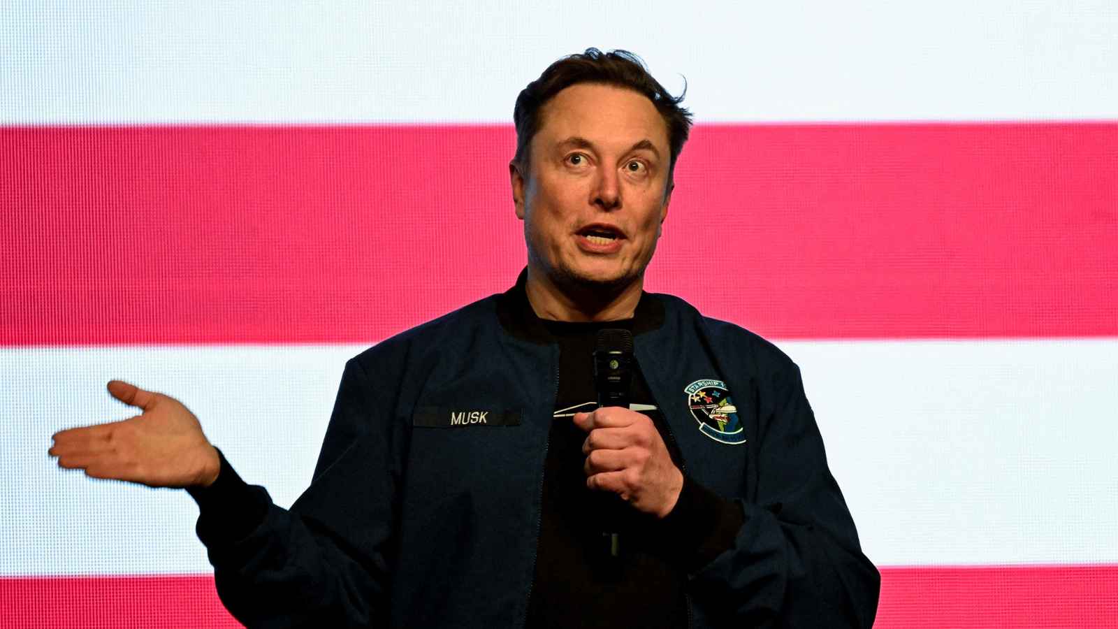 هاجم "اليسار المتطرف".. كيف علّق ماسك على إدانة مارين لوبان؟