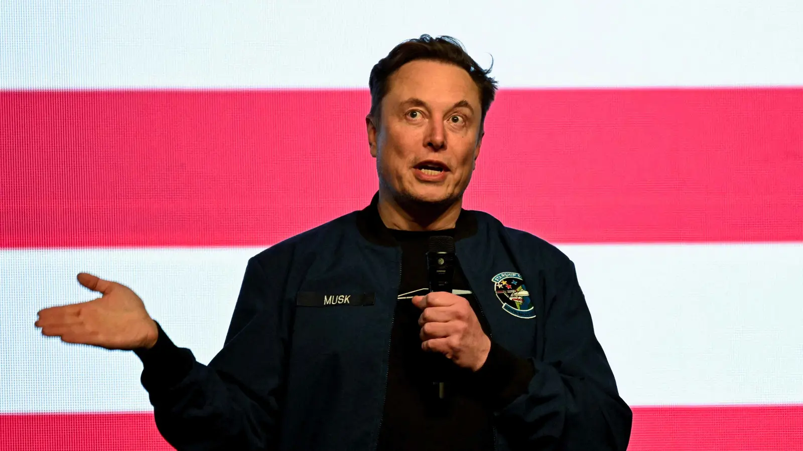 هاجم "اليسار المتطرف".. كيف علّق ماسك على إدانة مارين لوبان؟