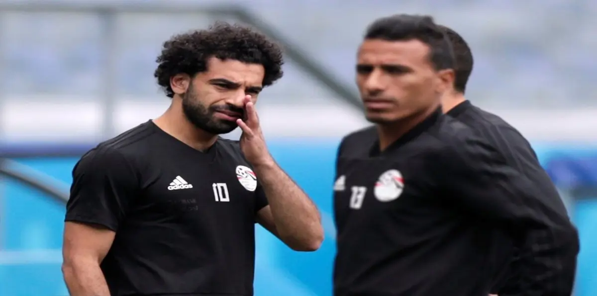 عضو باتحاد الكرة المصري يرد على أزمة المعسكر ودعوة رئيس الشيشان واعتزال محمد صلاح