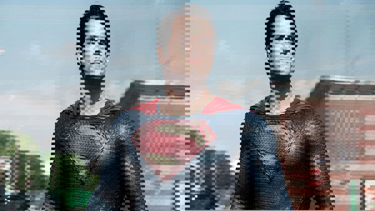 على الرغم من إعلان عودته.. استبعاد هنري كافيل من دور "سوبرمان" 