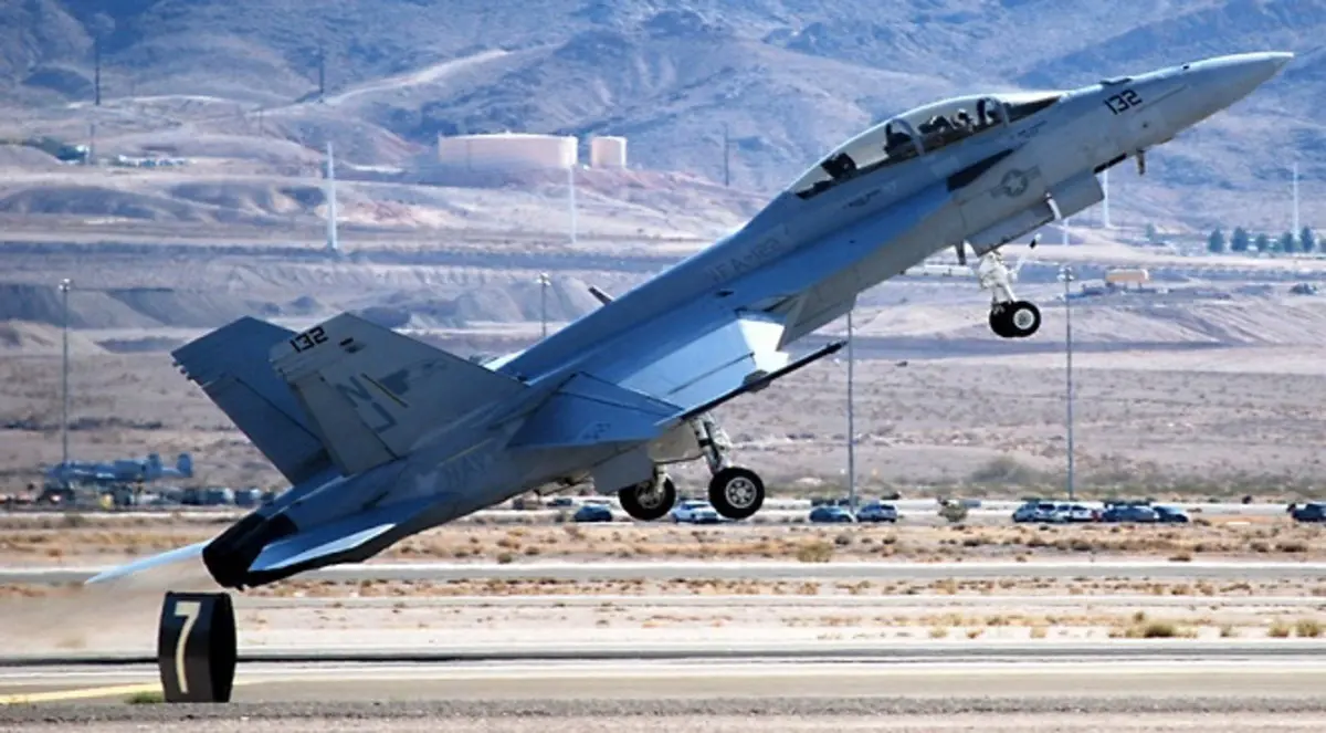 الكويت تتراجع عن شراء طائرات تايفون