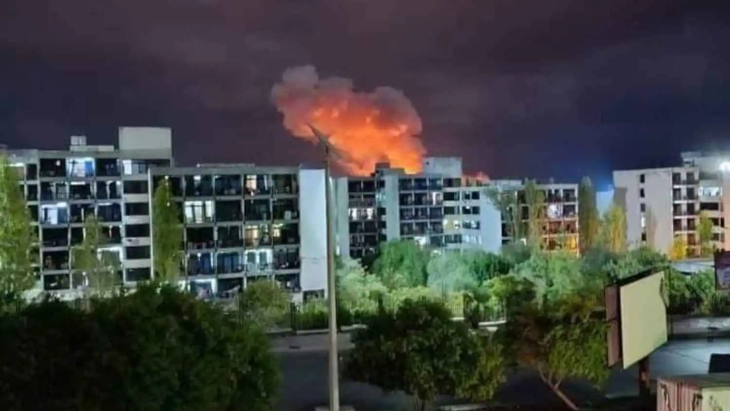 استعراضات تركية روسية و"هيمنة" إسرائيلية.. ماذا حصل ليل الاثنين في اللاذقية؟