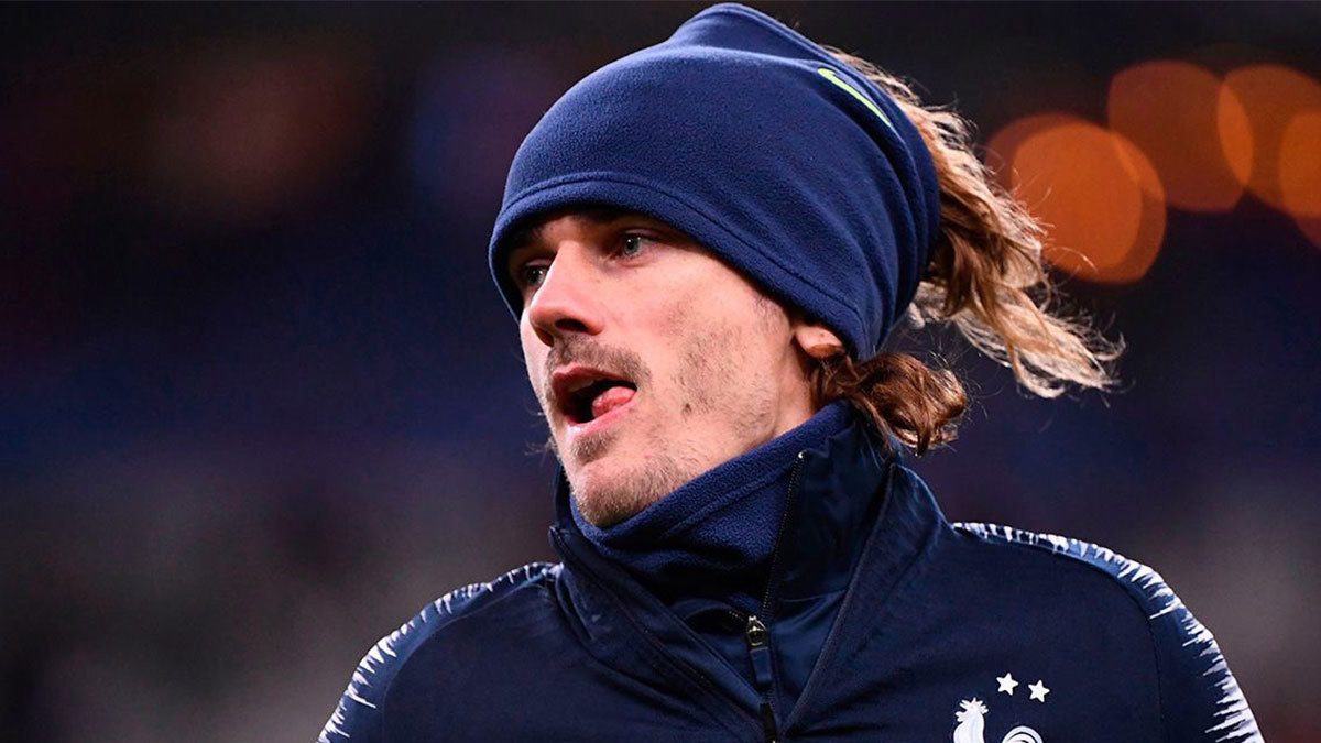 حقيقة تصريحات غريزمان عن غيرة لاعبي برشلونة منه