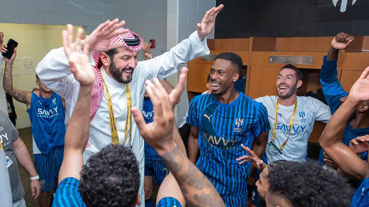 هدية فهد بن نافل الأخيرة لنادي الهلال