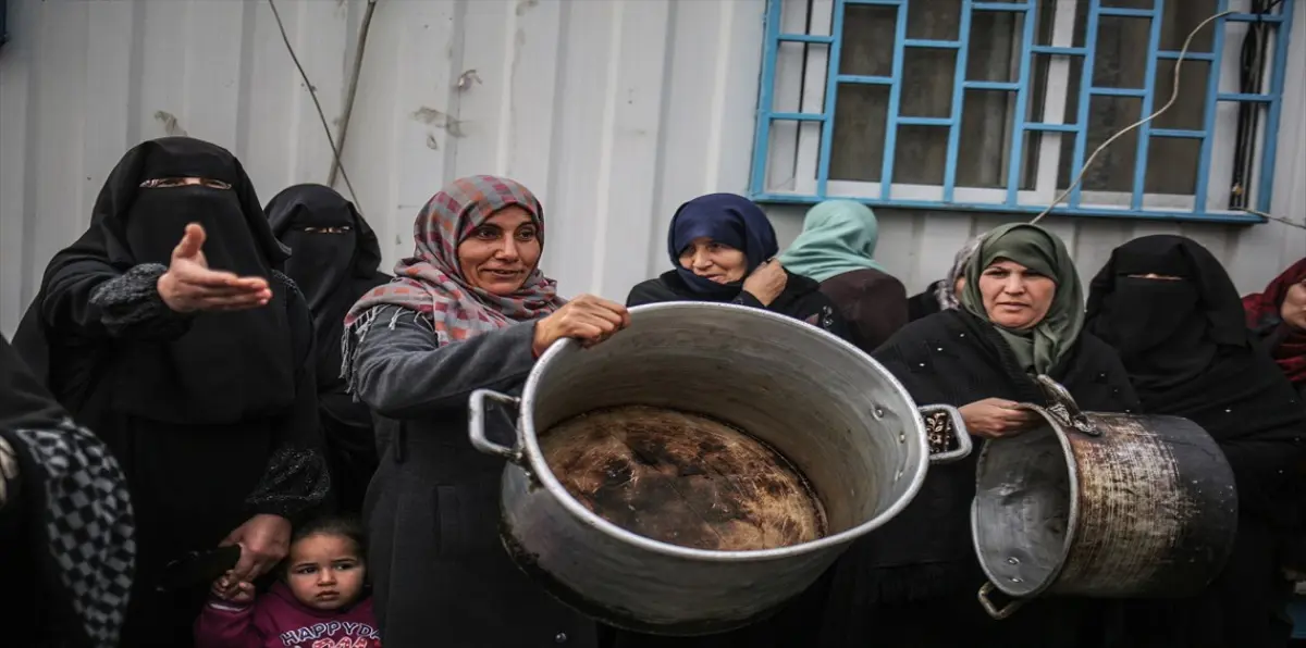 وقفة في غزة للمطالبة باستئناف تقديم مساعدات أممية