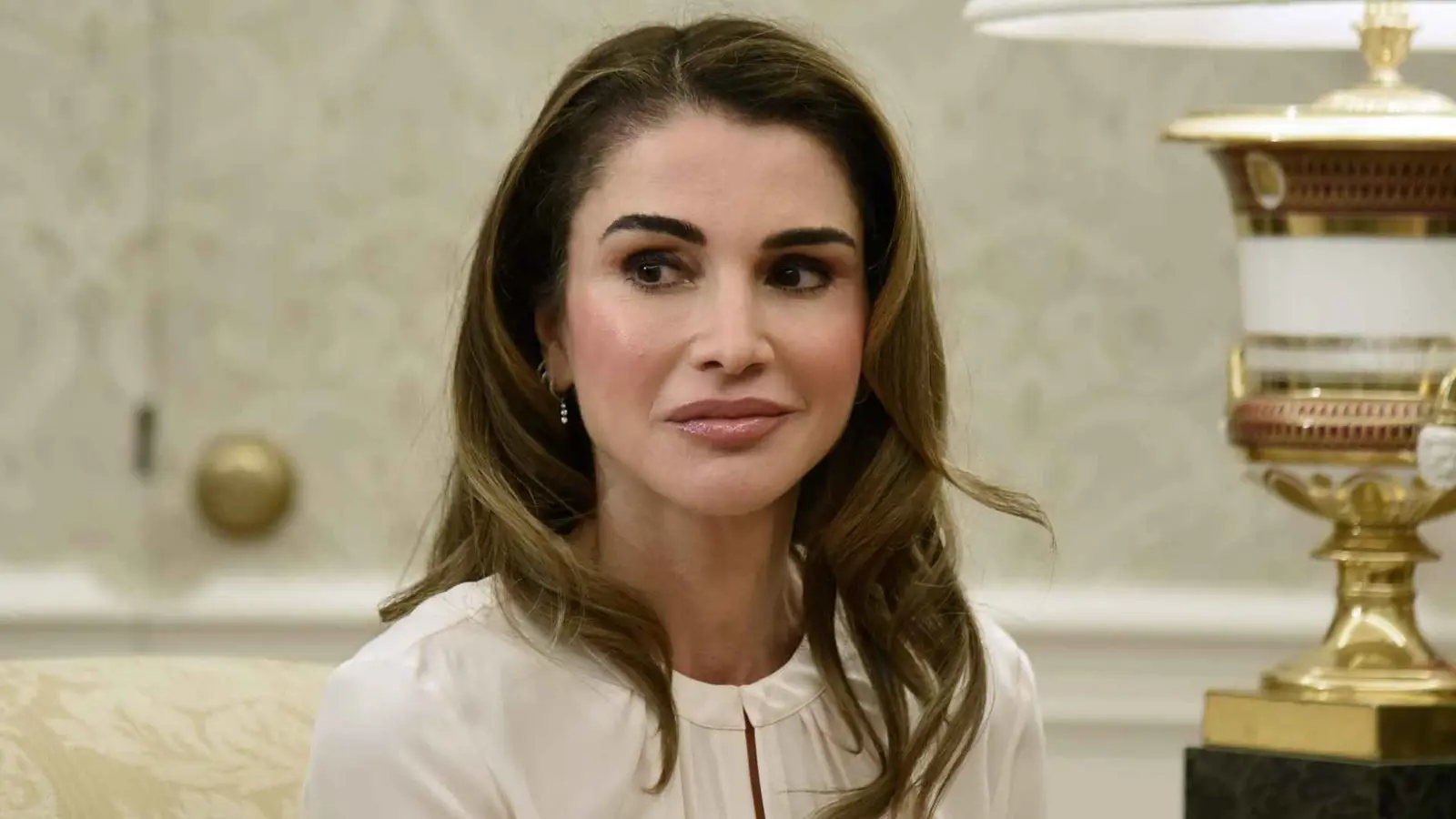 الملكة رانيا تحتفل برمضان مع العائلة الهاشمية (فيديو)