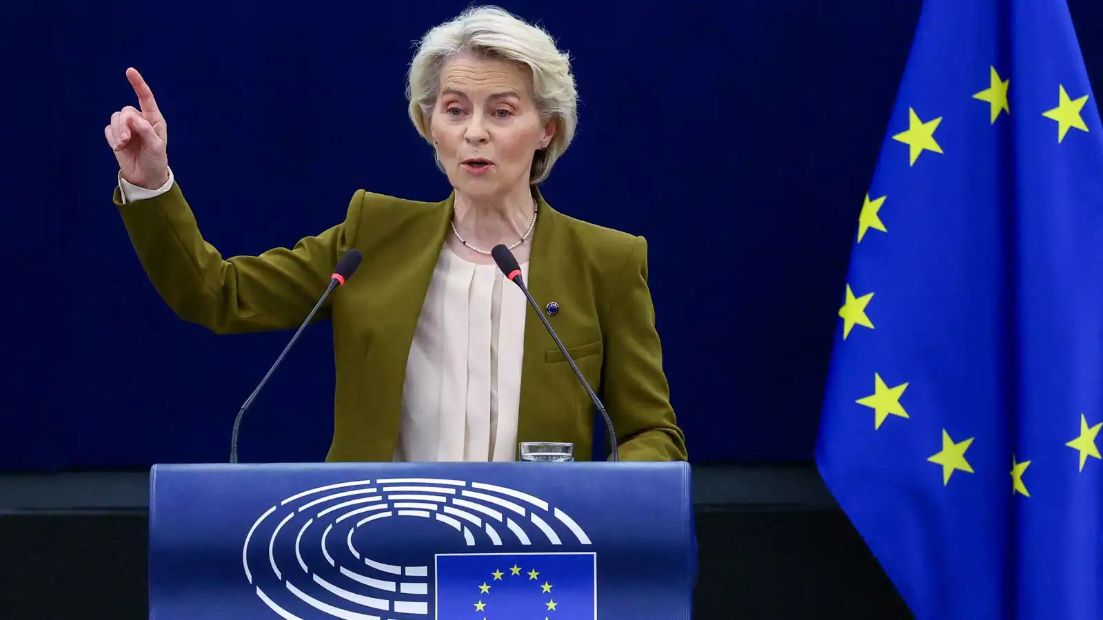 الاتحاد الأوروبي يخطط لفرض عقوبات على بيلاروسيا