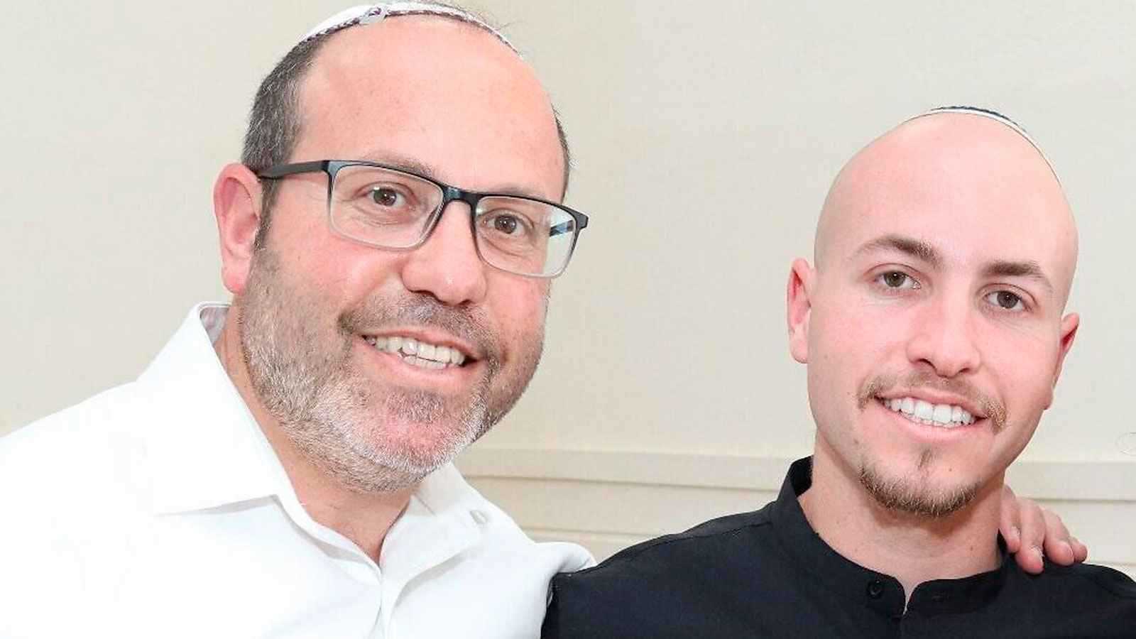 ماذا دار بين الرهينة الإسرائيلية إيتان مور و"شبح القسام"؟