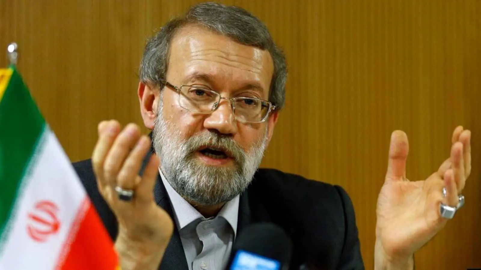 "تخطط لسنوات".. لاريجاني يقر بعجز إيران عن إيقاف نفوذ المخابرات الأجنبية